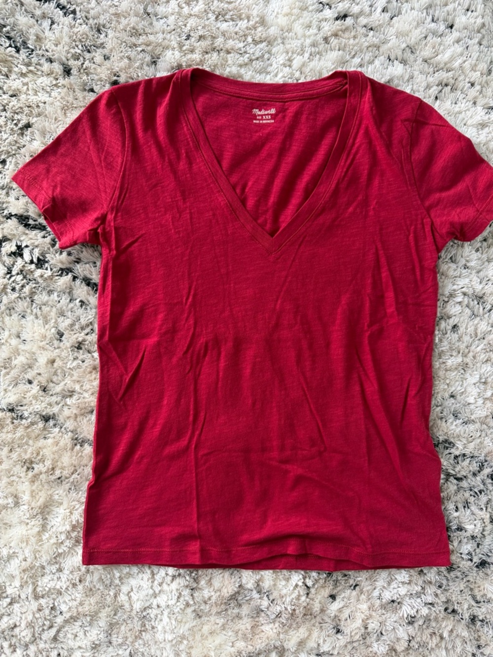 Madewell Berry Red V-Neck Short Sleeve Tee
